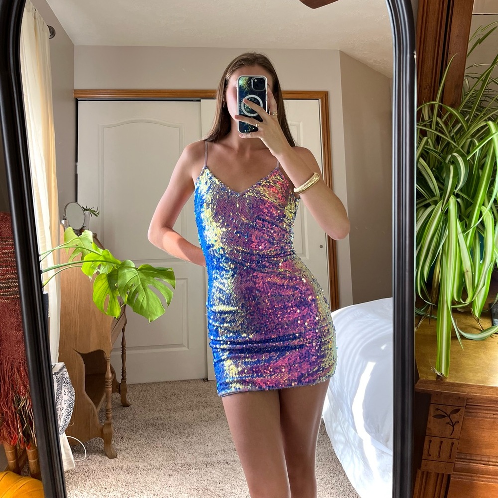 QUII Exquisite Collection Sequin minidress